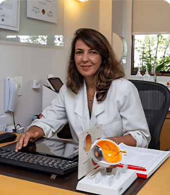 Dra. Renata Campos